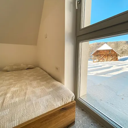 بيت للعطل Koca Odmev Obolno